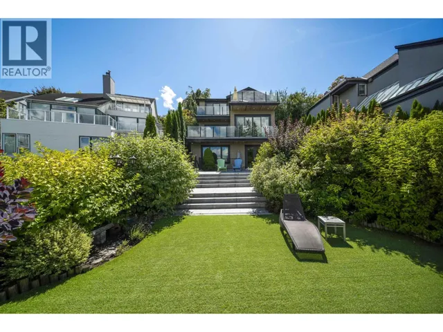 4578 PUGET DRIVE, Vancouver, British Columbia V6L2V8
