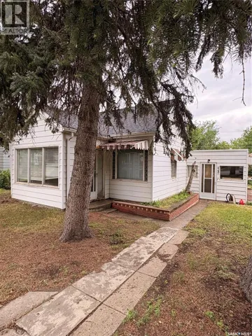 58 Lillooet STREET W, Moose Jaw, Saskatchewan S6H4Y5