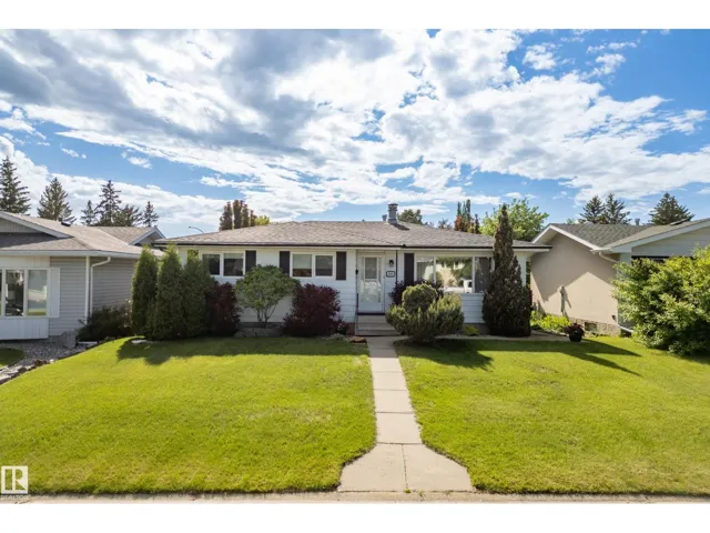 3208 70 ST NW, Edmonton, Alberta T6K1L2