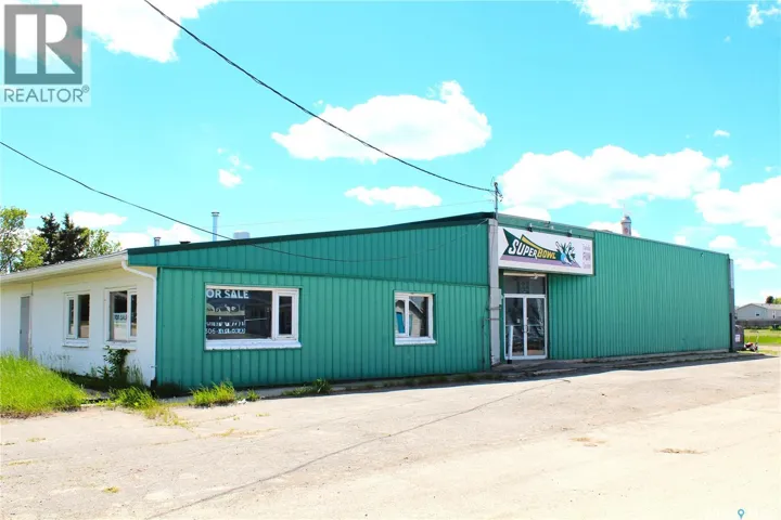 8 2ND AVENUE SW, Weyburn, Saskatchewan S4H2J4