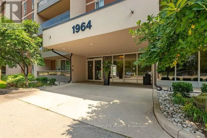1508 - 1964 MAIN STREET W, Hamilton (Ainslie Wood), Ontario L8S1J5