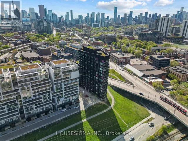 901 - 51 TROLLEY CRESCENT, Toronto (Moss Park), Ontario M5A0E9