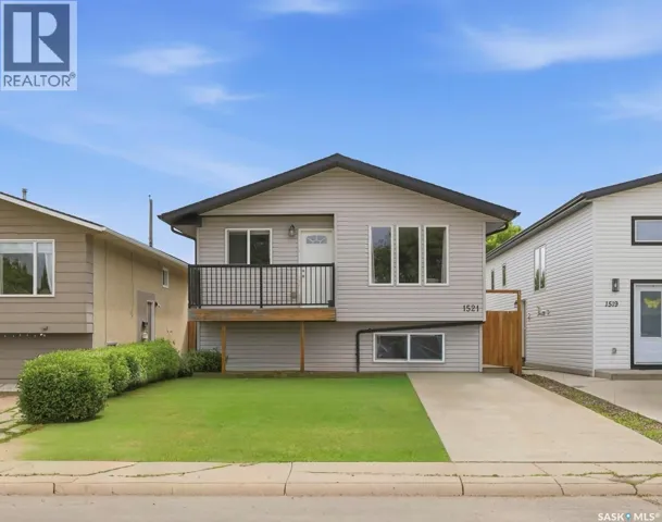 1521 Laura AVENUE, Saskatoon, Saskatchewan S7N2R8