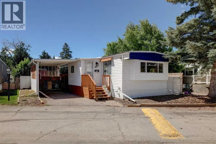 40, 3223 83 Street NW, Calgary, Alberta T3B5M8