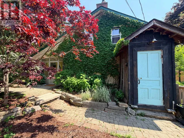 1002 ONTARIO STREET, Cobourg, Ontario K9A3C7