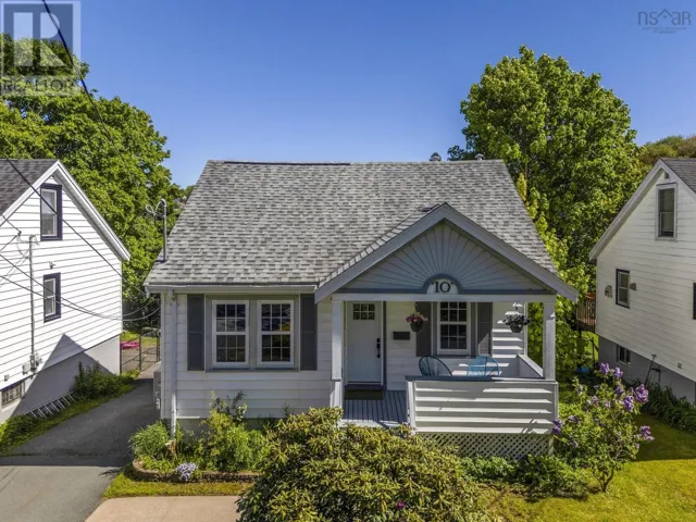 10 Fenerty Road, Armdale, Nova Scotia B3N1T8