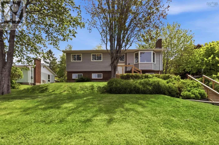8 Juniper Place, Upper Tantallon, Nova Scotia B3Z1C5