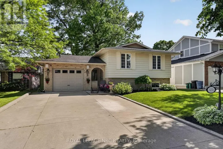 7438 PETRULLO COURT, Niagara Falls (West Wood), Ontario L2H2K4