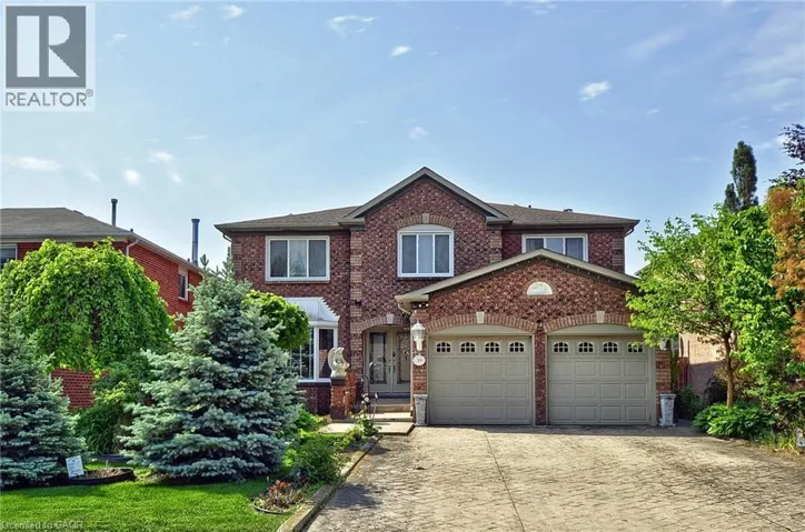39 PEREGRINE Crescent, Cambridge, Ontario N1T1N9