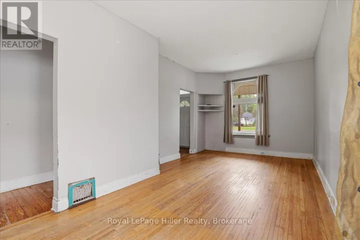 780