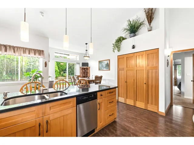 56 9012 WALNUT GROVE DRIVE, Langley, British Columbia V1M2K3
