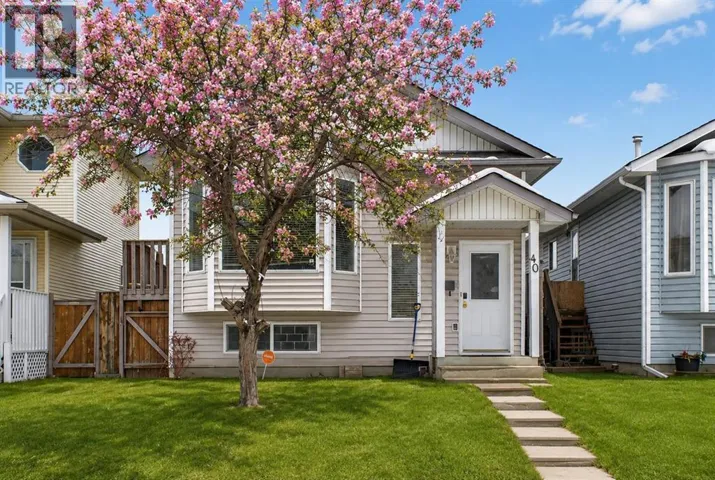 40 Erin Circle SE, Calgary, Alberta T2B3H9