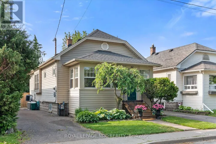 44 BEECH STREET, St. Catharines (Downtown), Ontario L2R2B7