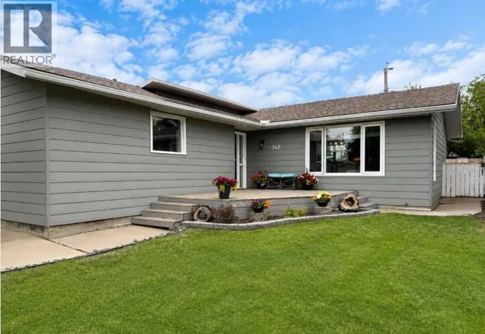 345 9 Street SE, Three Hills, Alberta T0M2A0