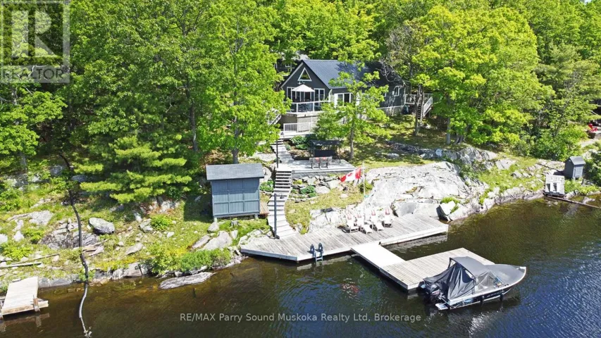 Healey Lake Waterfront Gem!