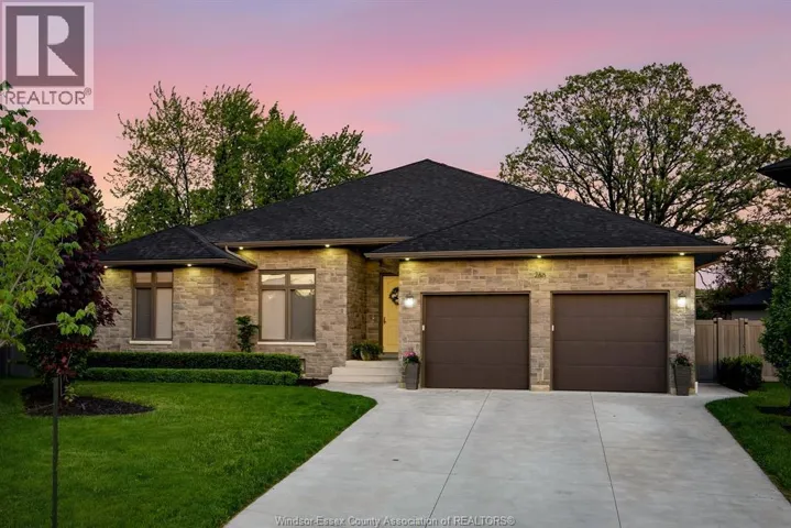 266 XAVIER CIRCLE, Lakeshore, Ontario N8N0J3