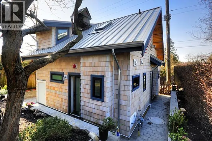3608 W 30TH AVENUE, Vancouver, British Columbia V6S1W8