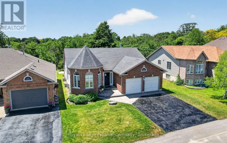 30 HEARTWOOD DRIVE, Belleville (Belleville Ward), Ontario K8P5L9