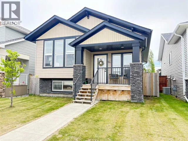 14 Village Crescent, Red Deer, Alberta T4R0P3