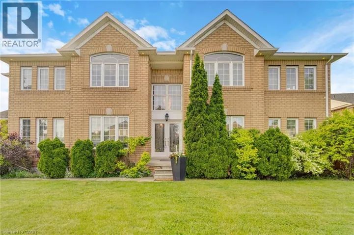 7419 BLACK WALNUT Trail, Mississauga, Ontario L5N8A4