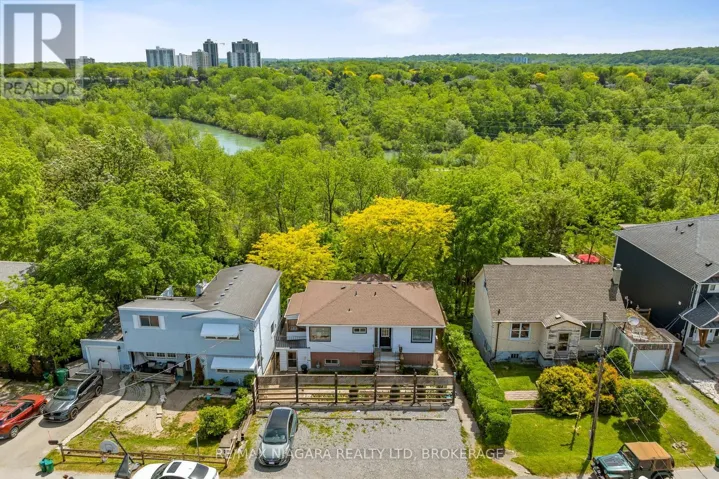 73 HILLVIEW ROAD, St. Catharines (Western Hill), Ontario L2S1S8