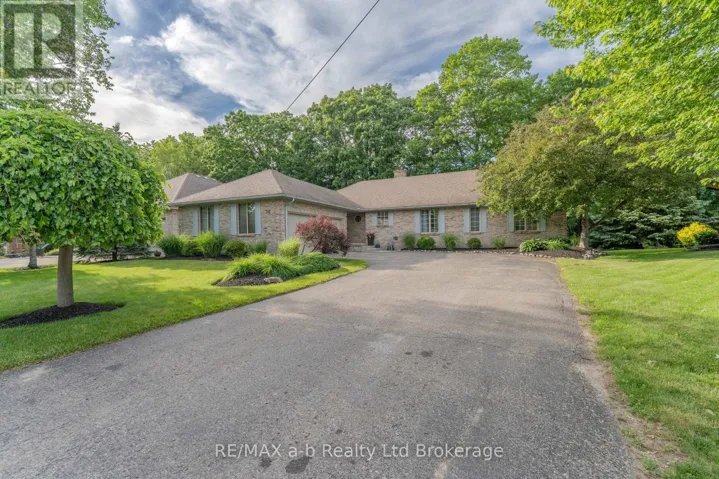 34 LORRAINE AVENUE, Tillsonburg, Ontario N4G4V3