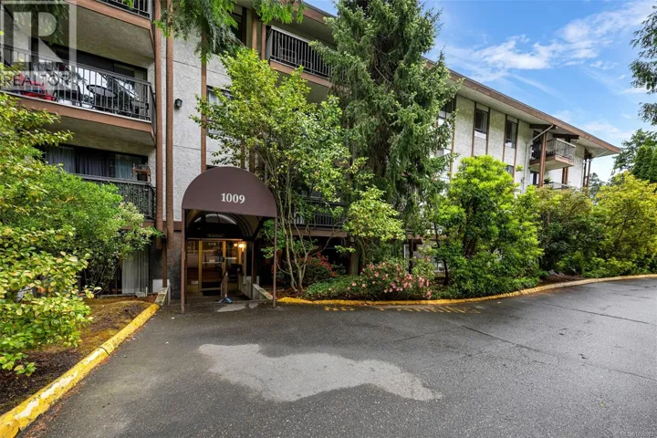 419 1009 McKenzie Ave, Saanich, British Columbia V8X4B1