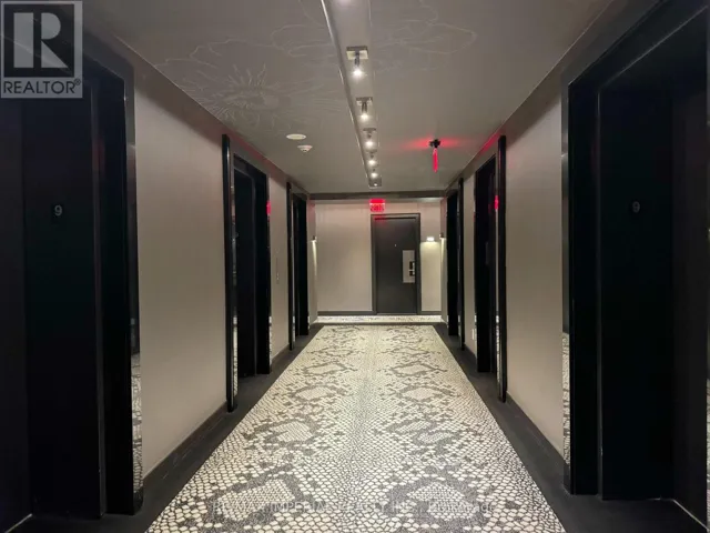 909 - 1080 BAY STREET, Toronto (Bay Street Corridor), Ontario M5S0A5