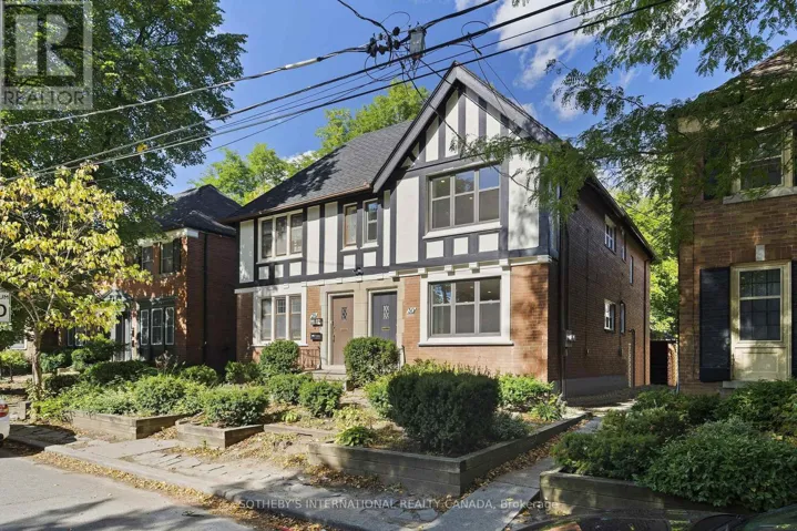 UPPER - 30 STRATHGOWAN AVENUE, Toronto (Lawrence Park South), Ontario M4N1B9