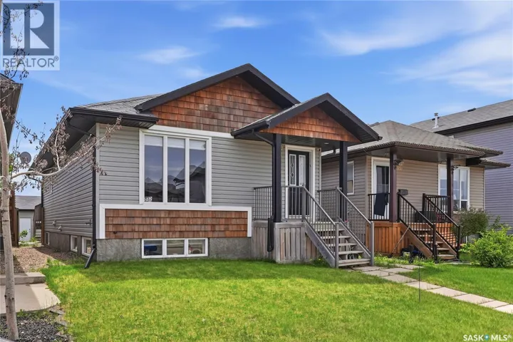 808 Glenview COVE, Martensville, Saskatchewan S0K0A2
