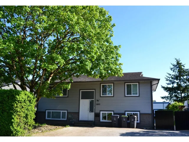 17486 61A AVENUE, Surrey, British Columbia V3S5K2