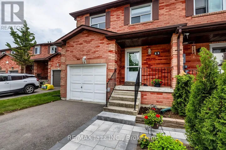 11 CHANCE COURT, Clarington (Bowmanville), Ontario L1C4S4