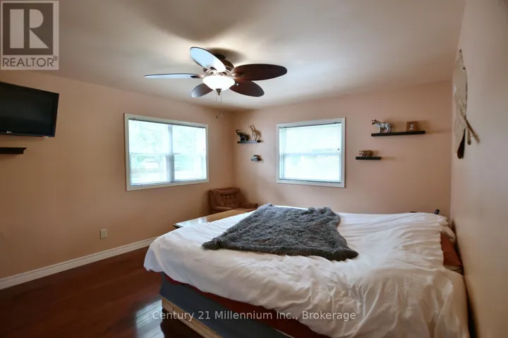 780