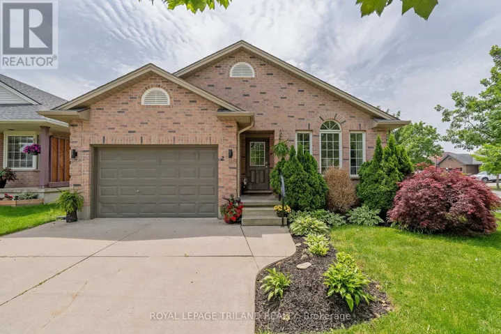 2 REDTAIL COURT, St. Thomas, Ontario N5R6L6