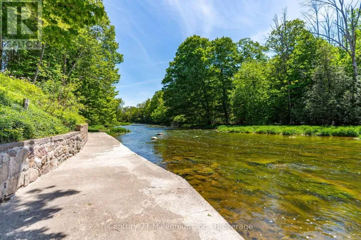 1 CRESCENT STREET, South Bruce Peninsula, Ontario N0H2T0