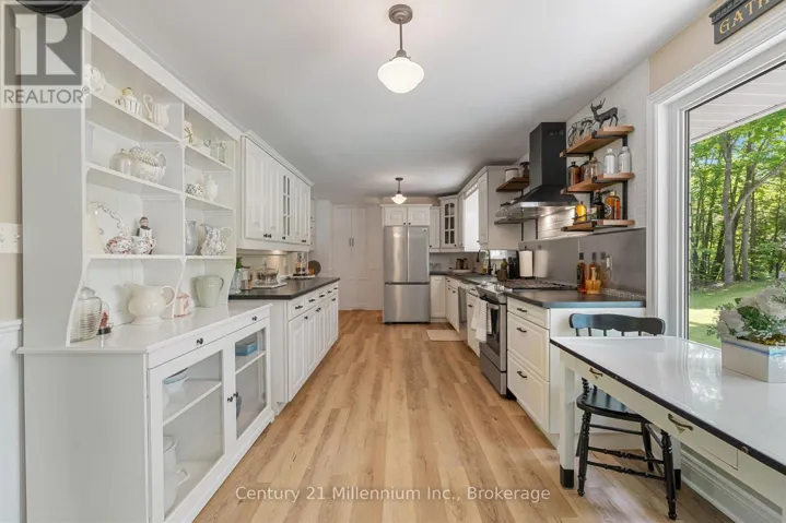 1 CRESCENT STREET, South Bruce Peninsula, Ontario N0H2T0