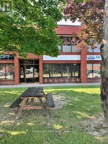 4B - 210 DRUMLIN CIRCLE, Vaughan (Concord), Ontario L4K3E3