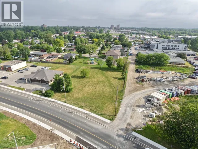 21 Robson ROAD, Leamington, Ontario N8H2M8