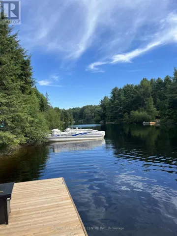 62 CEDAR SHORES PRIVATE, Bracebridge (Macaulay), Ontario P1L1W9