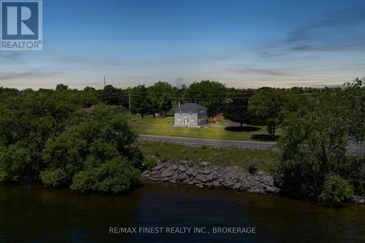 4669 BATH ROAD, Loyalist (Lennox and Addington - South), Ontario K0H1G0