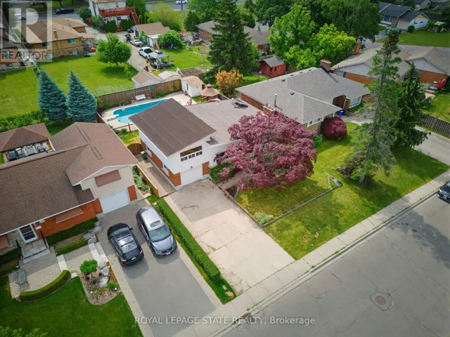 24 GRANDE AVENUE, Hamilton (Stoney Creek), Ontario L8G2E1