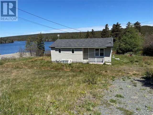 421-425 South East Road, Placentia, Newfoundland & Labrador A0B2Y0