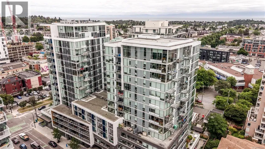 1402 989 Johnson St, Victoria, British Columbia V8V0E3