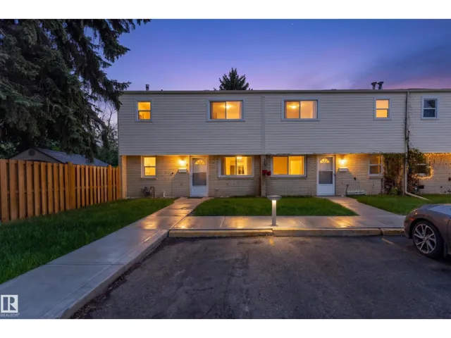 9 ROYAL RD NW, Edmonton, Alberta T6J2E7