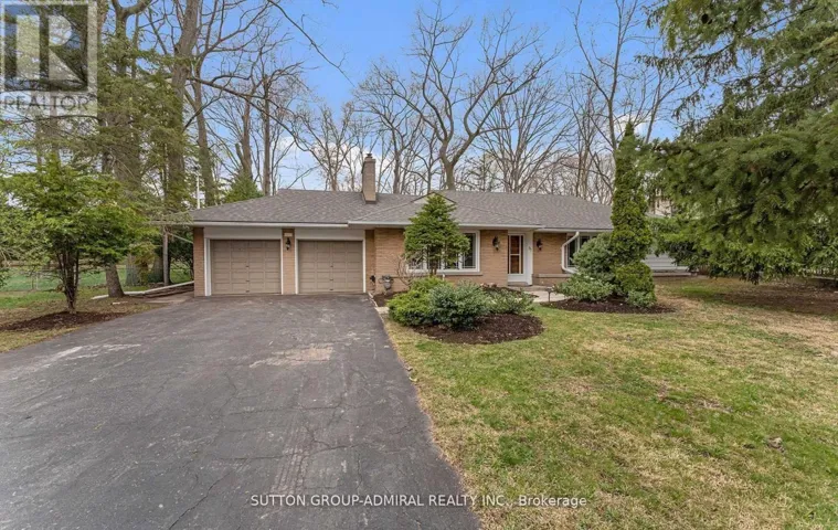 97 VALECREST DRIVE, Toronto (Edenbridge-Humber Valley), Ontario M9A4P5