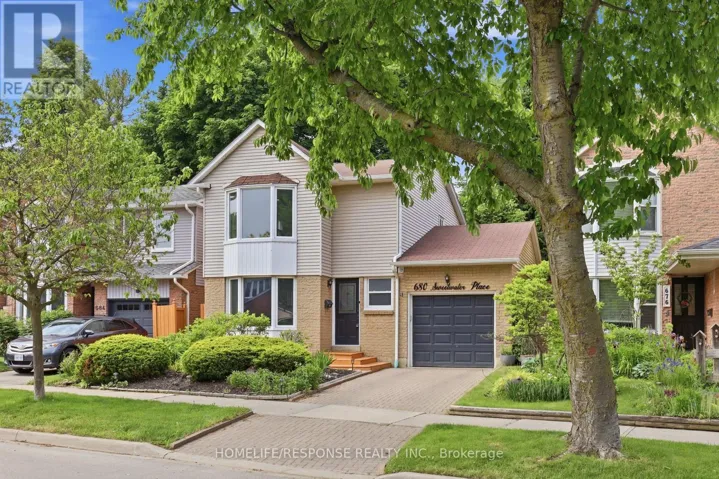 680 SWEETWATER PLACE, Mississauga (Lorne Park), Ontario L5H3Y9