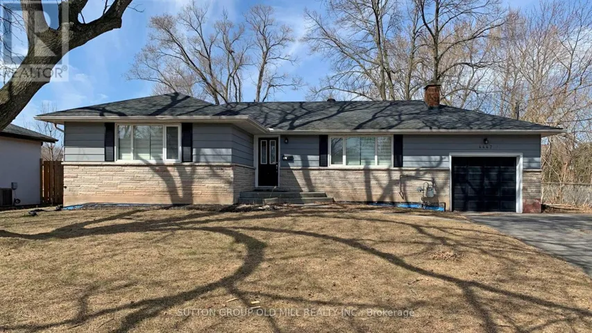 4447 SPRUCE AVENUE, Burlington (Shoreacres), Ontario L7L1M3