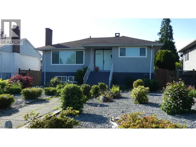 8391 11TH AVENUE, Burnaby, British Columbia V3N2P5