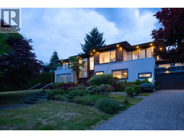 985 EYREMOUNT DRIVE, West Vancouver, British Columbia V7S2B4