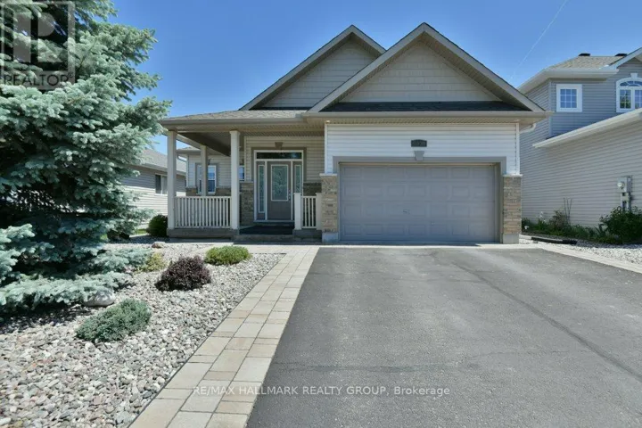 90 CARTER CRESCENT, Arnprior, Ontario K7S0C4